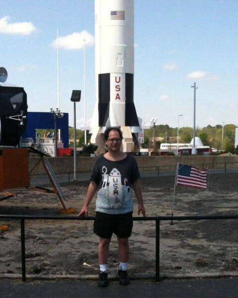 Теплый туризм: американец вяжет свитера с достопримечательностями