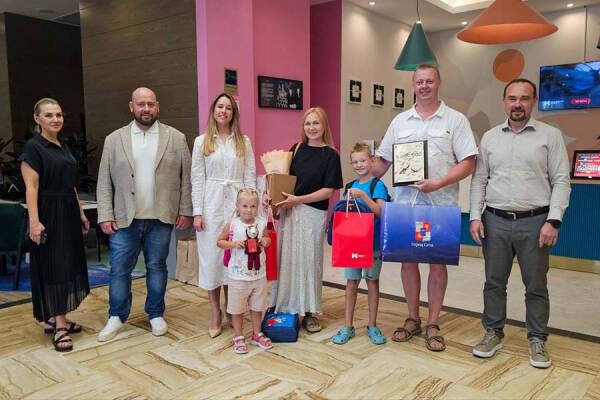 В Сочи торжественно встретили пятимиллионного туриста